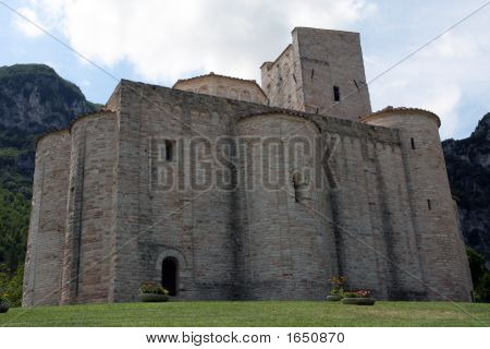 Abtei von San Vittore Alle chiuse