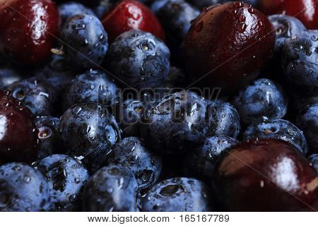 Berry Mix: Blueberries And Cherries