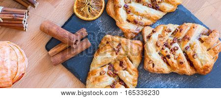 marple and pecan plait pastry sweet food breakfast with cinnamon banner background