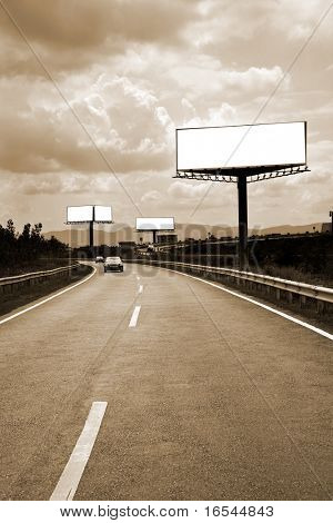 billboard a silniční venkovní.