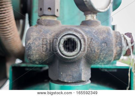 The quick Fitting / coupler with air compressor