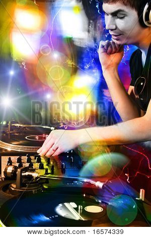 Dj Disco house progressive electro müzik konser oynama
