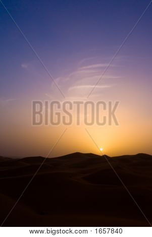 Západ slunce v poušti Merzouga, Er Chebbi
