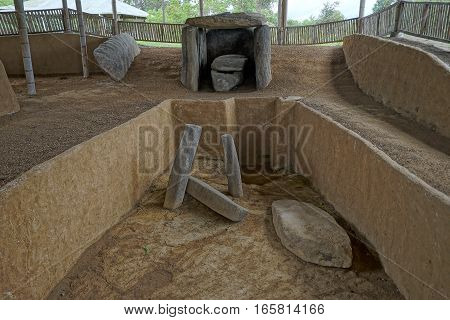pre-columbian tomb in Altos de los Idolos Colombia