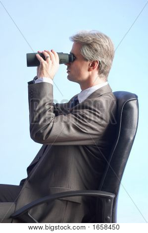 O empresário e os óculos