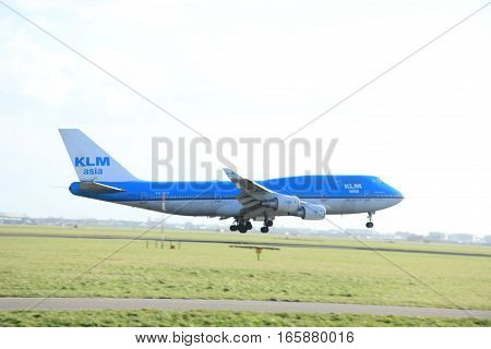 Schiphol Amsterdam The Netherlands march 31 2015: PH-BFP KLM Royal Dutch Airlines Boeing 747-406 approaching on runway 09/27 Buitenveldert