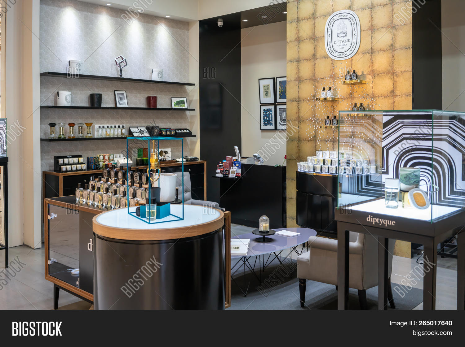 Diptyque Shop Image & Photo (Free Trial) Bigstock