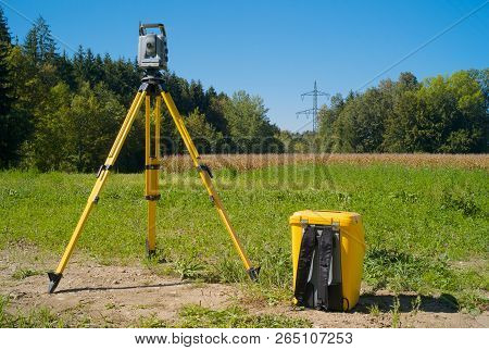 Surveying High Voltage Power Lines - Total Station In The Field