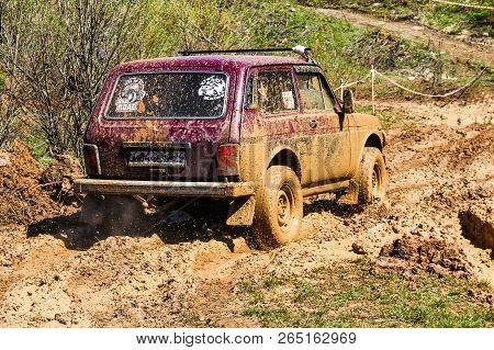 Asha, Russia - May 8, 2017: Off-road Car Lada Niva Competes In The Local Trophy Competition.