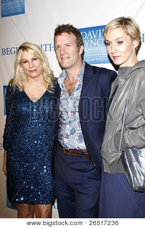 LOS ANGELES, CA - DEC 3: Dr Lois Lee; Thomas Jane; Kunstnerprofessor Upson på den tredje årlige ' forandring begynder med