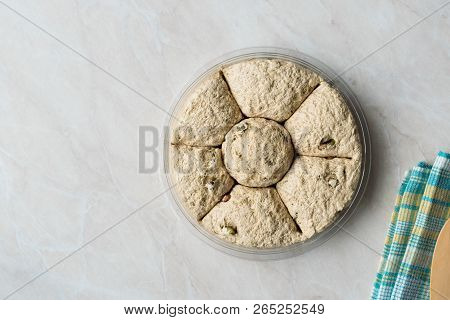Round Halva / Helva With Pistachio / Kurek Helvasi