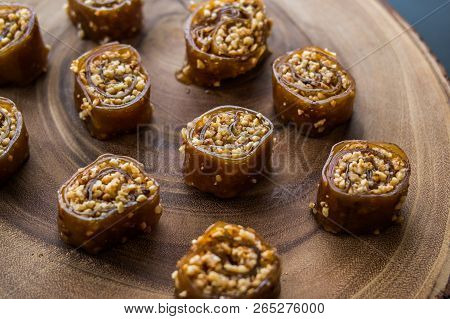 Pestil / Cevizli Sucuk / Walnut Fruit Pulp