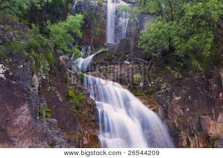 Vandfald i Geres National Park Portugal