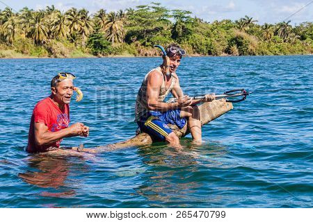 Baracoa, Cuba - Feb 5, 2016: Fishermen At The Mouth Of Rio Toa River Near Baracoa, Cuba