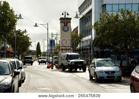 Geraldton, Australia - August 21, 2018: Vehicles On The Main Street Of Marine Terrace