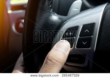 One Finger Control Audio Multimedia In Car Include On Steering Wheel Control.