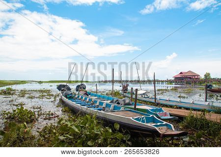 Phatthalung, Thailand : October 13, 2018 - Thale-noi Is A National Park In Southern Of Thailand