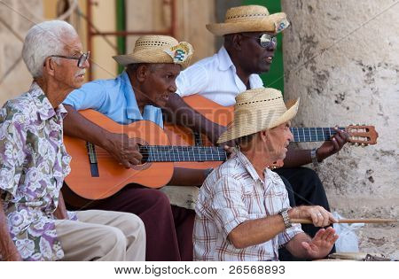HAVANA-AUGUST 12:Street musikere August 12,2011 i Havana.With Cuba modtager over to millioner tour