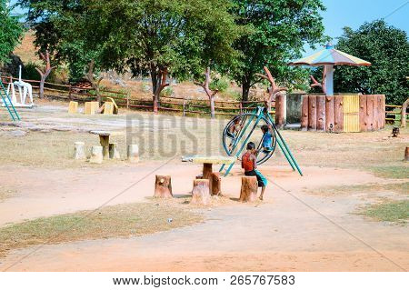 Ranchi, Jharkhand, India - May 14, 2017: Unidentified Local Little Boys Are Playing In A Village Par