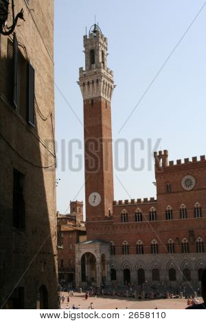 Piazzadelcampo_Tower4