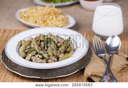 Turkish Food Broad Beans, Dill And Olive Oil / Zeytinyagli Bakla.
