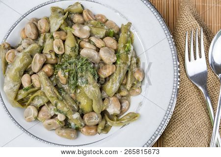 Turkish Food Broad Beans, Dill And Olive Oil / Zeytinyagli Bakla.