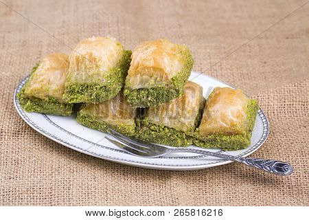 Baklava,turkish Ramadan Dessert Baklava,baklava With Pistachio