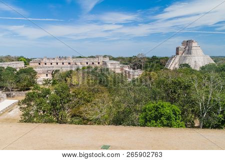 Nuns Quadrangle Cuadrangulo De Las Monjas Building Complex And The Pyramid Of The Magician Piramide 
