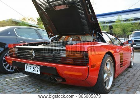 Quezon City, Ph - Apr 13 - Ferrari Testarossa At Rev Up Car Show On April 13, 2019 In Quezon City, P