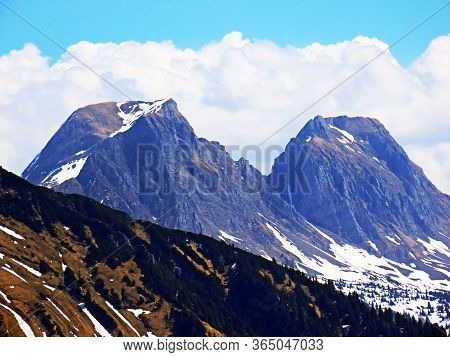 Alpine Peaks Alvier And Gauschla In The Alvier Group Mountain Range, Between The Rheinthal And Seezt