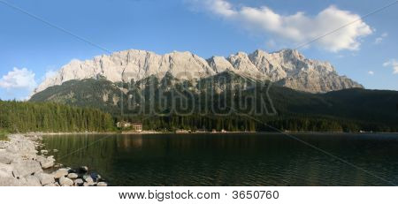 Zugspitze, Waxensteine i jezioro Eibsee, Niemcy