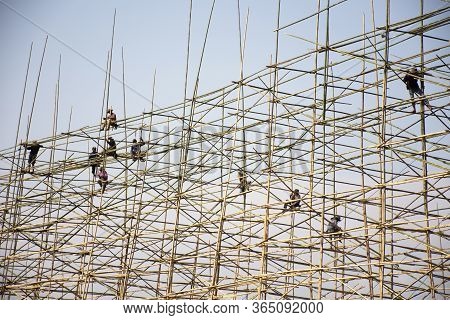 Thai People Worker Build Bamboo Boat In The Festival Of Illuminated Boat Procession Or Lai Reua Fai 