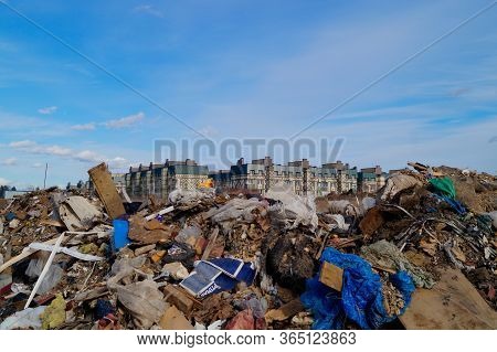 Odintsovo, Moscow Region/russia -  March 19th, 2020: Illegal Dumping Site Near Residential Buildings