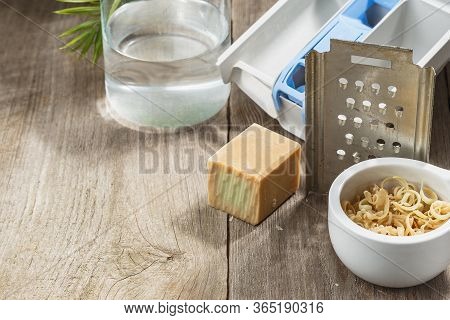 Grated Soap For Homemade Natural Laundry Detergent
