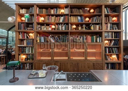 Paris, France - April 15, 2019 : People In La Felicita Italian Bar-restaurant - Big Mama Concept - W