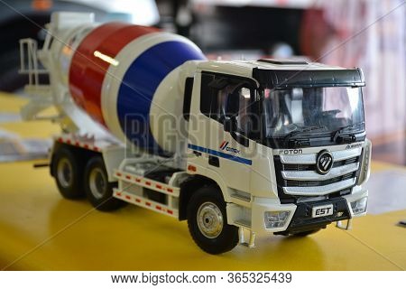 Pasay, Ph - Apr 7 - Foton Auman Cement Mixer Toy Truck At Manila International Auto Show On April 7,