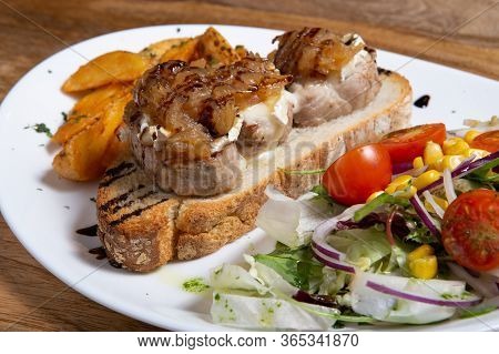 Tenderloin Toast