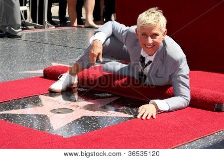 LOS ANGELES - SEP 4: Ellen DeGeneres på Fame ceremoni for Ellen Degeneres på Hollywood Walk 