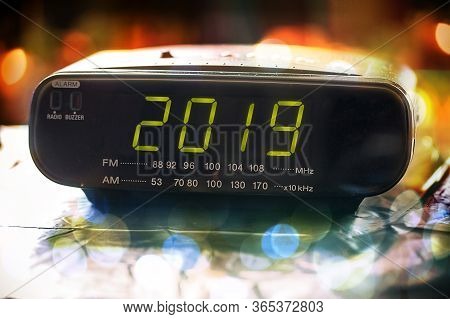 Black Digital Alarm Radio Clock.alarm Radio Clock Indicating Time To Wake Up.digital Radio Clock Dis