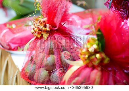 Chinese Wedding Ceremony. Thai Wedding Accessories For Relaunch Ceremony. Engagement Bowl For Thai E