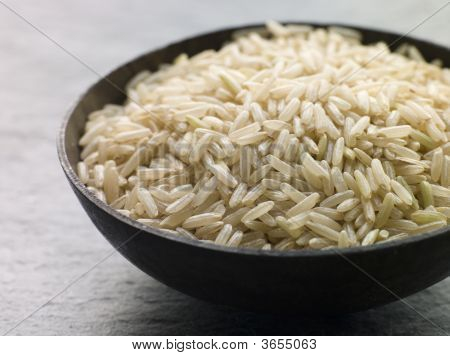 Schüssel ungekocht Basmati-Reis