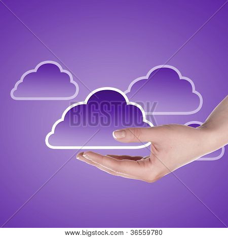 Hand med cloud computing symbol mot färg bakgrund