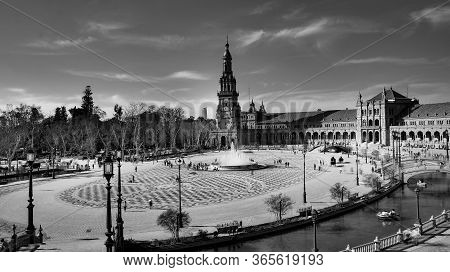 Seville, Spain - 10 February 2020 :black And White Photography Of Plaza De Espana Spain Square Archi
