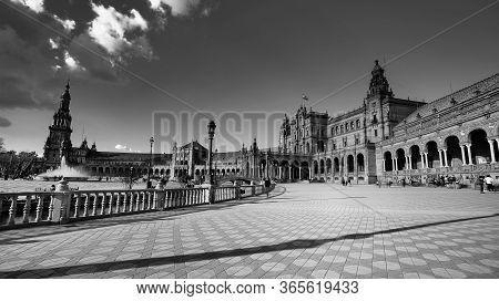 Seville, Spain - 10 February 2020 :black And White Photography Of Plaza De Espana Spain Square Archi