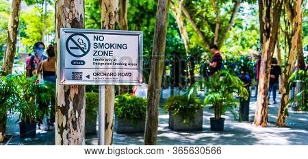 No Smoking Zone Sign On Orchard Rd In Singapore