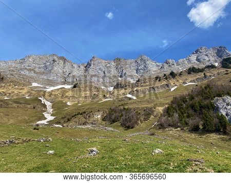 Alpine Peaks Selun And Frümsel (fruemsel Oder Frumsel) In The Churfirsten Mountain Range, Between Th