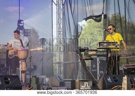 A Terribly Cool Festival On The Tarnobrzeskie Lake, Słoma I D'roots Brothers, Poland, Tarnobrzeg - 2