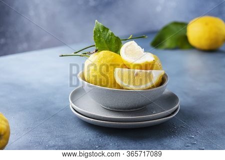 Fresh Sicilians Lemons