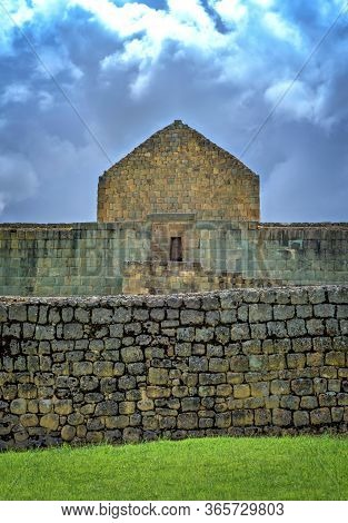 Ancient Ingapirca Ruins In The Azuay Province, Ecuador. The Largest Inca Ruins In Ecuador