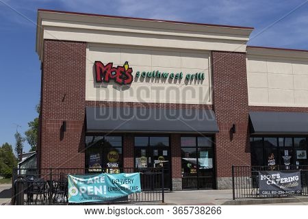 Terre Haute - Circa May 2020: Moes Southwest Grill Fast Casual Restaurant. Moes Is Offering Delivery